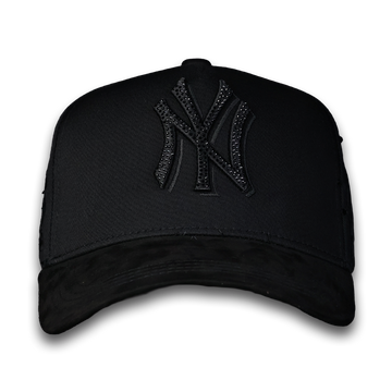 NEW YORK TOTAL BLACK
